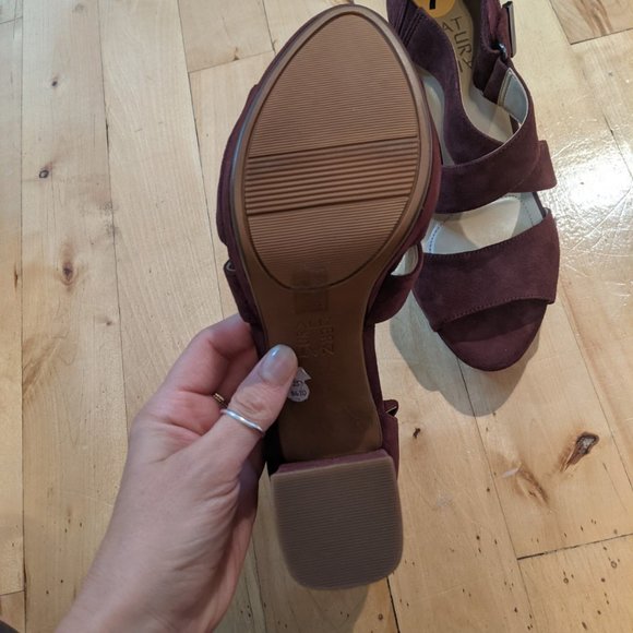 Maroon Suede Chunk Heel - Picture 3 of 3